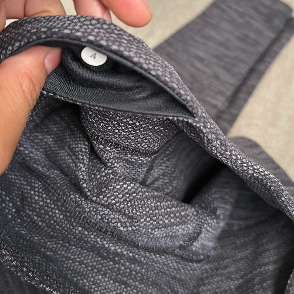 lululemon athletica Gray Leggings - Picture 5 of 6